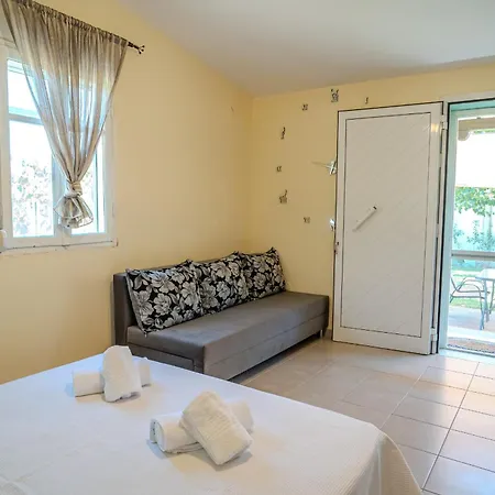 Garden Studio Feel Greek #x011 Appartement
