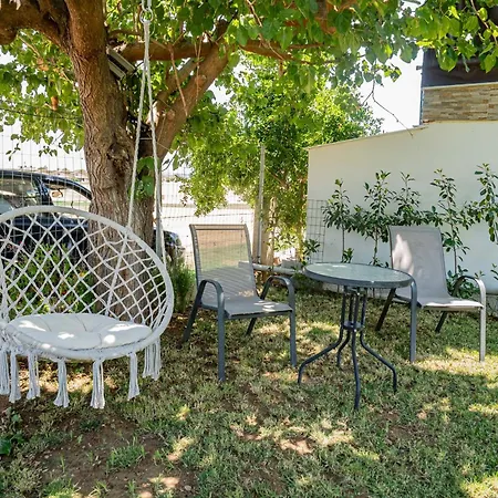 Garden Studio Feel Greek #x011 Appartement *