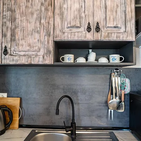 Apartamento Garden Studio Feel Greek #x011 Flogita